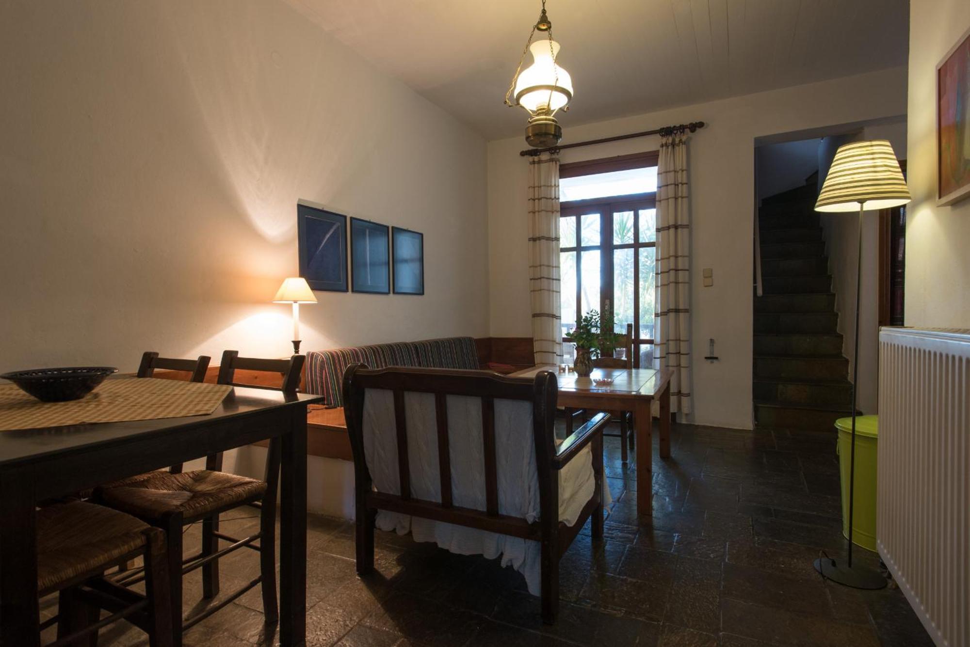 Proimos Maisonnettes Platanias  Bilik gambar