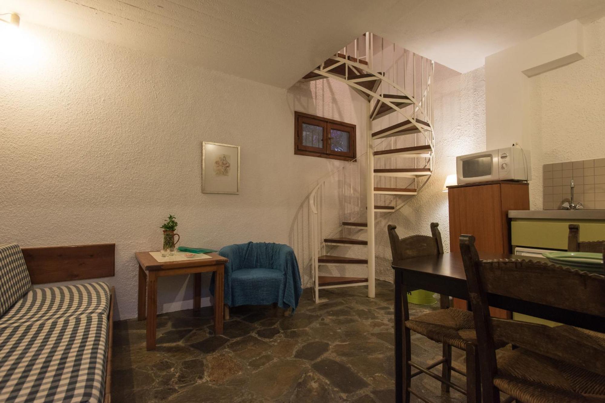 Proimos Maisonnettes Platanias  Bilik gambar